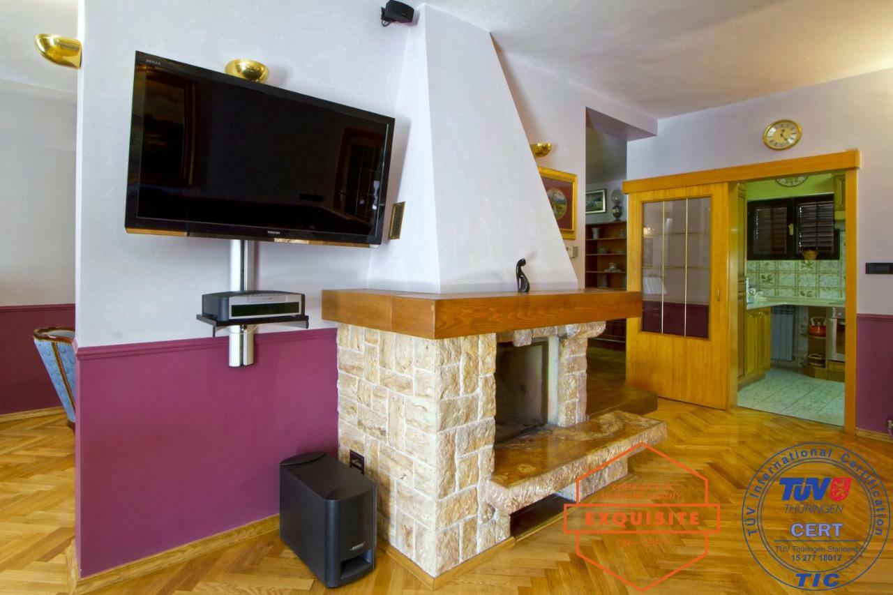 Villa Kovach Кърк Екстериор снимка